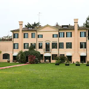 villa-la-fenice.hotelinveneto.com/